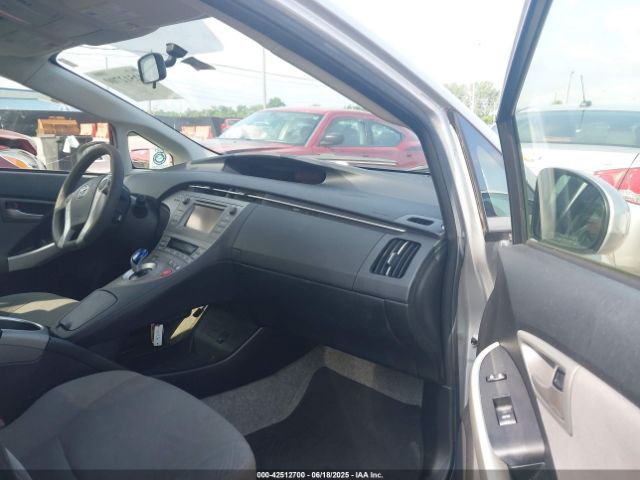 2014 TOYOTA PRIUS JTDKN3DU5E0356895 Photo 4