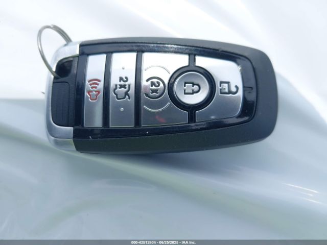2022 FORD MUSTANG 1FA6P8TH1N5150611 Photo 10