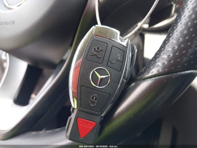 55SWF4JB5GU174835 Mercedes-Benz C-Class