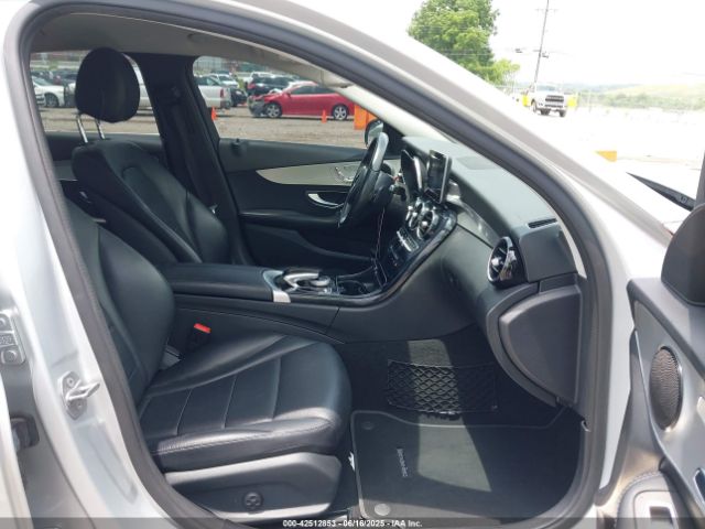 55SWF4JB5GU174835 Mercedes-Benz C-Class