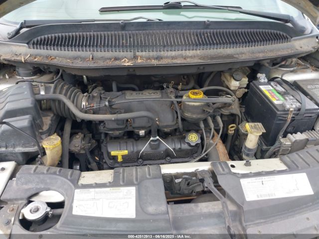 2002 CHRYSLER TOWN & COUNTRY 2C4GP74L52R717008 Photo 9