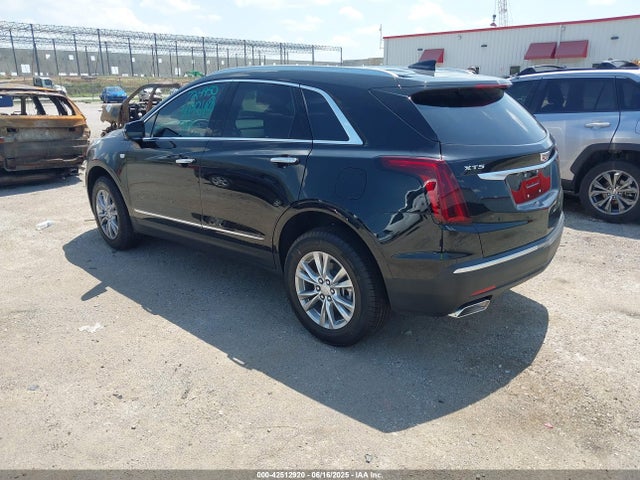 2025 CADILLAC XT5 1GYKNAR49SZ134097 Photo 2