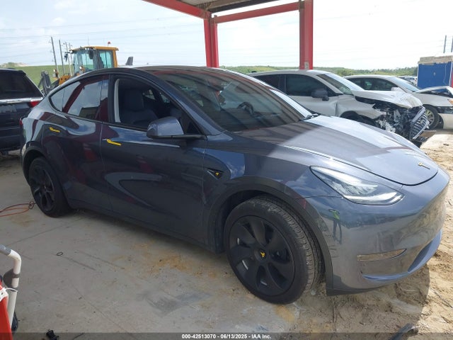 7SAYGDEE7PA037763 Tesla 2023