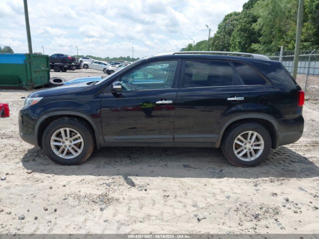 5XYKT3A62FG602647 KIA SORENTO LX
