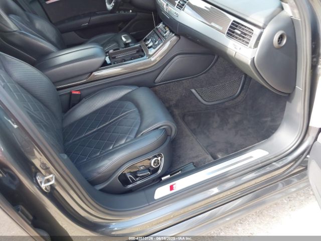 2016 AUDI S8 WUAJ5AFD4GN900129 Photo 4