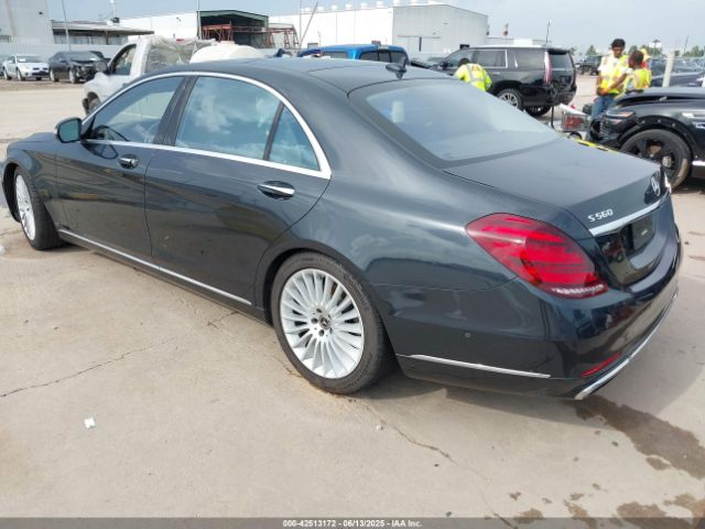 2018 MERCEDES-BENZ S 560 WDDUG8DB4JA403150 Photo 2