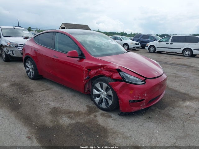 2023 TESLA MODEL Y 7SAYGDEE9PF886439 Photo 0