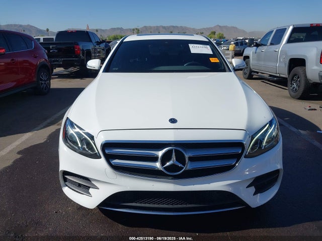 WDDZF6JB1KA516122 Mercedes-Benz m276
