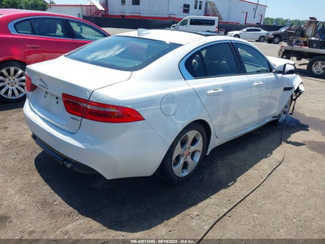 2018 JAGUAR XE SAJAR4FX8JCP38409 Photo 3