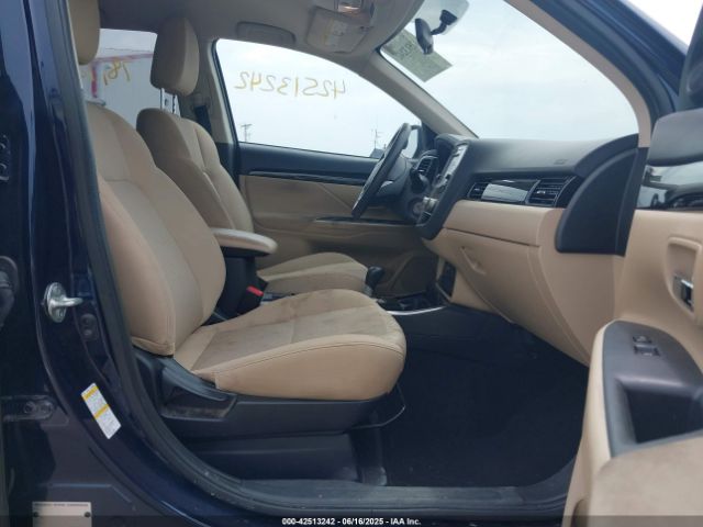 2020 MITSUBISHI OUTLANDER JA4AD2A32LZ013274 Photo 4