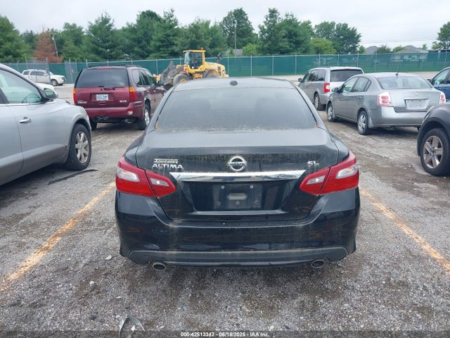 1N4AL3AP0JC238865 Nissan 2018