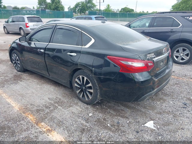 1N4AL3AP0JC238865 Nissan 2018