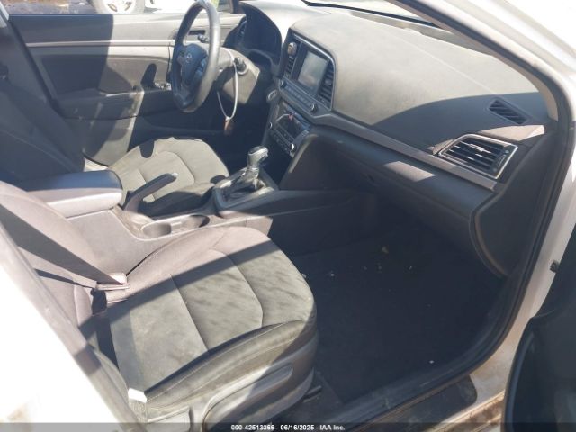 2018 HYUNDAI ELANTRA 5NPD84LF4JH349054 Photo 4