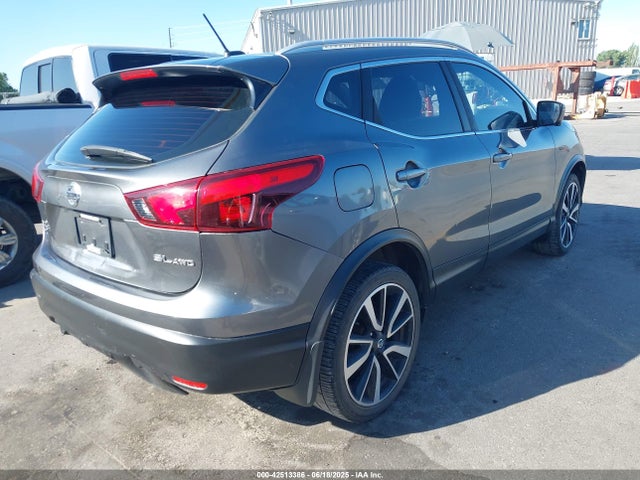 JN1BJ1CR2HW134638 Nissan 2017