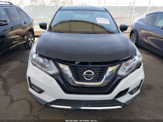 KNMAT2MTXHP549123 Nissan 2017