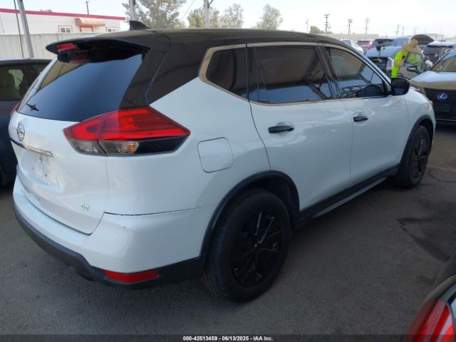 KNMAT2MTXHP549123 Nissan 2017
