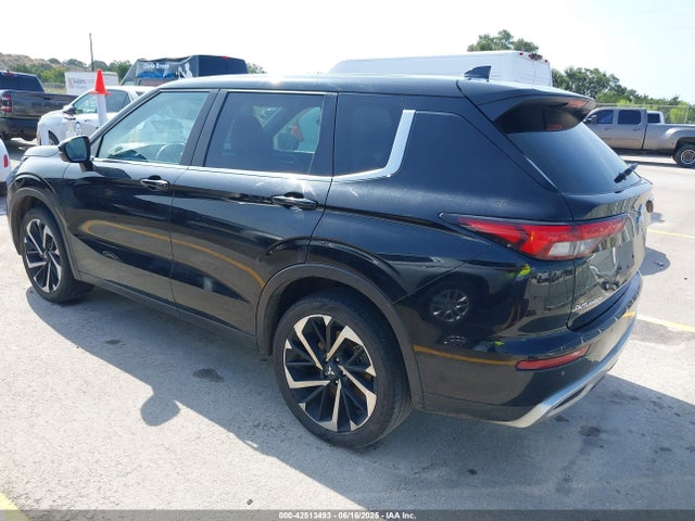 JA4J3UA83PZ053590 Mitsubishi Outlander