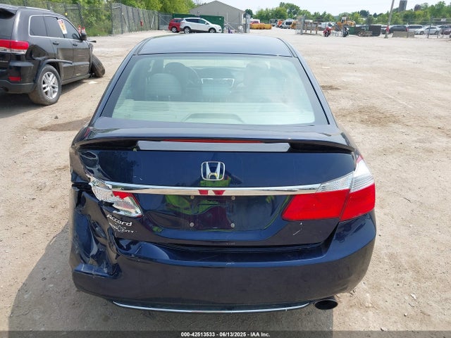 Honda k24w1 2014 1HGCR2F3XEA061875 Image 16