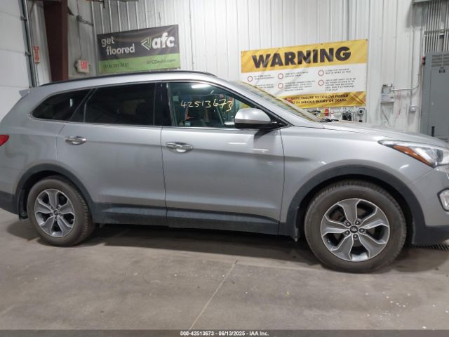 KM8SMDHF6GU147628 Hyundai Santa Fe Se