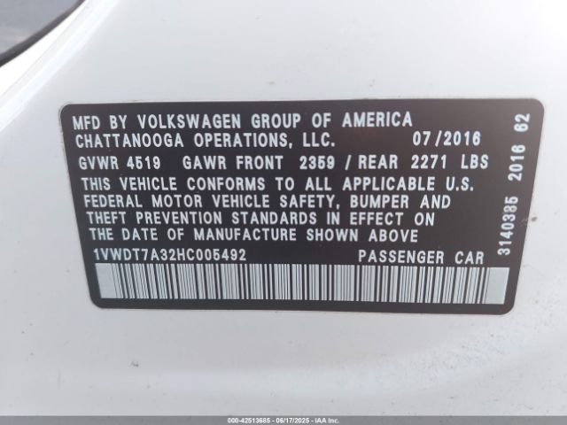 2017 VOLKSWAGEN PASSAT 1VWDT7A32HC005492 Photo 8