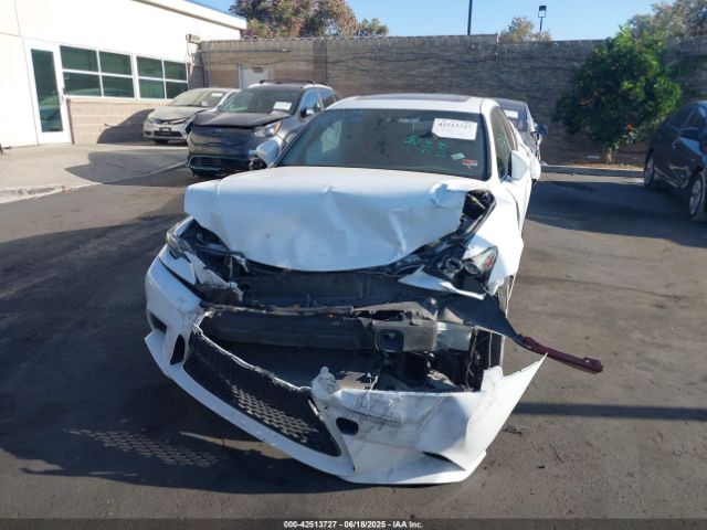 2016 LEXUS IS 200T JTHBA1D25G5029674 Photo 5