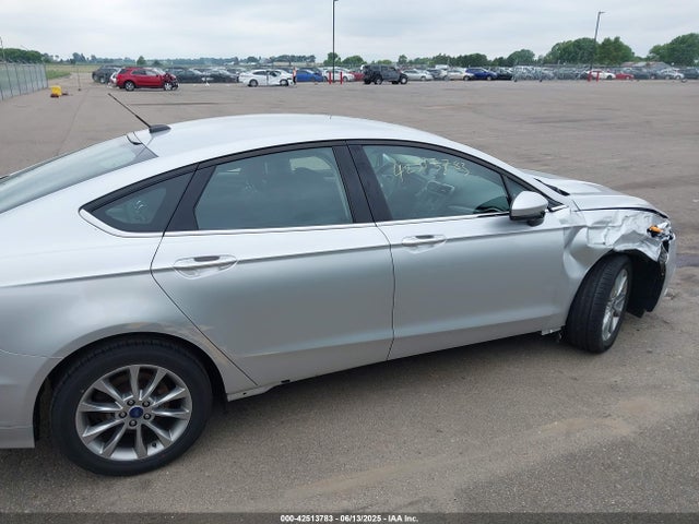 3FA6P0H70HR398674 Ford 2017