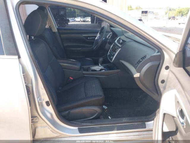 2016 NISSAN ALTIMA 1N4AL3AP1GC192892 Photo 4