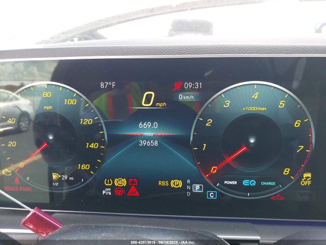 4JGFB5KB8PA943530 Mercedes-Benz m256