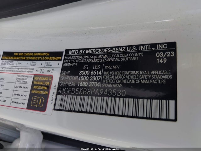 4JGFB5KB8PA943530 Mercedes-Benz m256