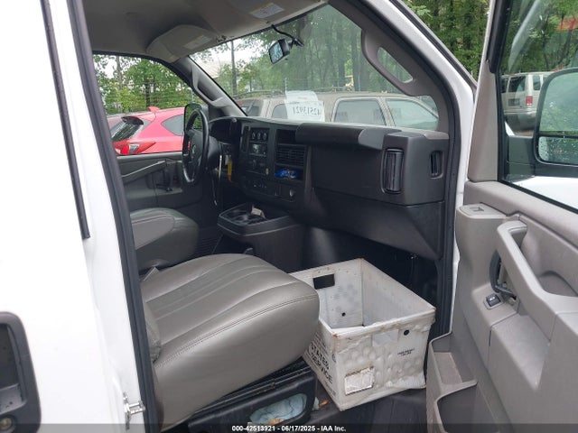 1GCWGBFP7P1254184 Chevrolet Express Cargo Van Work Van