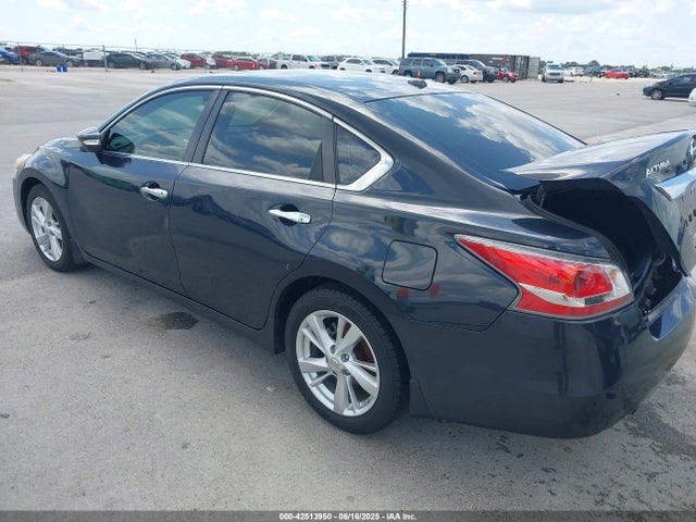 Nissan Altima 2014 1N4AL3AP1EN242028 Image 3