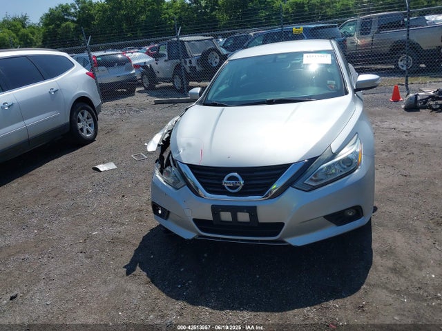 1N4AL3AP6HC151384 Nissan 2017