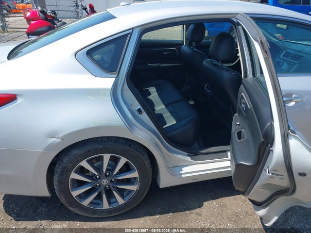 1N4AL3AP6HC151384 Nissan 2017