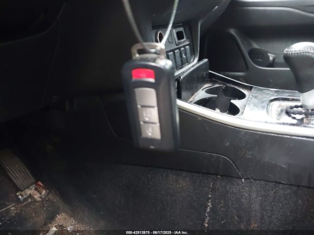 2018 MITSUBISHI OUTLANDER JA4AZ3A30JZ035648 Photo 10
