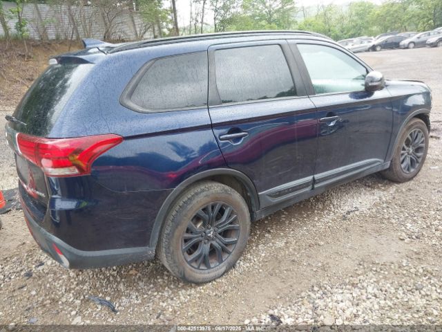 2018 MITSUBISHI OUTLANDER JA4AZ3A30JZ035648 Photo 3