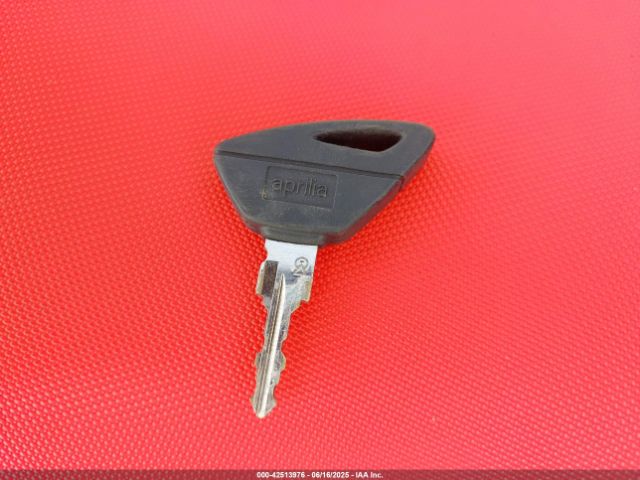 2021 APRILIA TUONO ZD4KSUE08MS000314 Photo 10