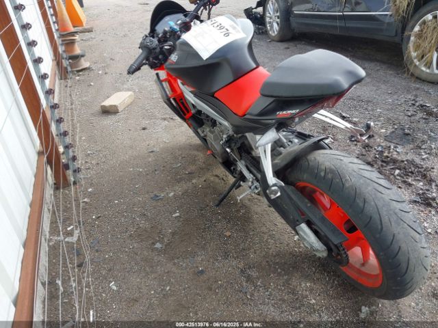 2021 APRILIA TUONO ZD4KSUE08MS000314 Photo 2