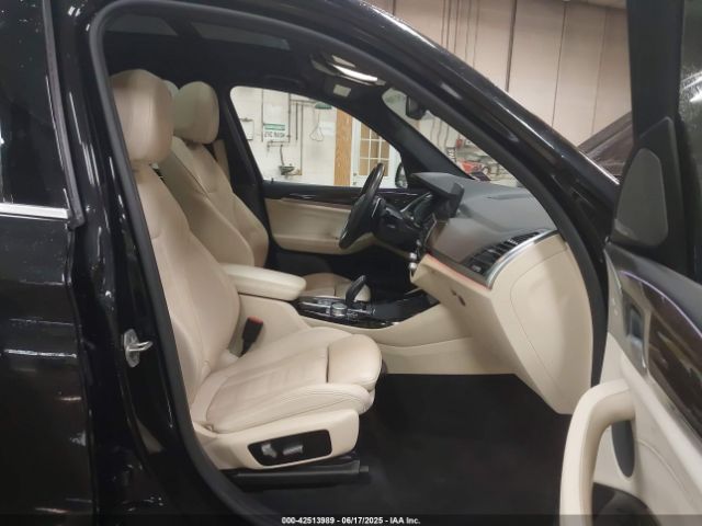 2021 BMW X3 5UXTY5C04M9G49382 Photo 4