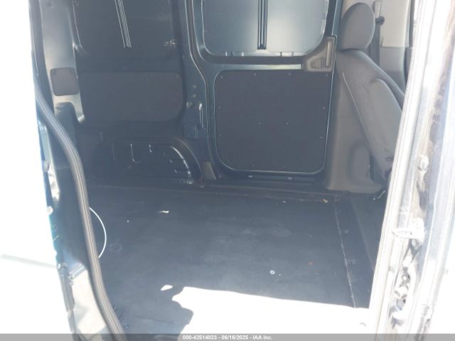 3N6CM0KN4HK715293 Nissan 2017