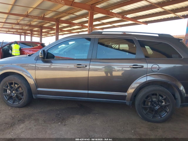 3C4PDCBB0JT218401 Dodge Journey