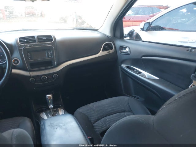 3C4PDCBB0JT218401 Dodge Journey