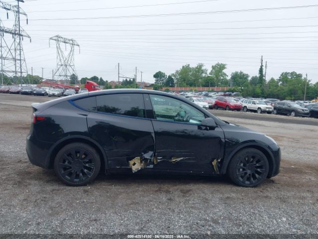 5YJYGDEE9MF202305 Tesla Model Y
