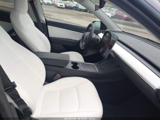 5YJYGDEE9MF202305 Tesla Model Y