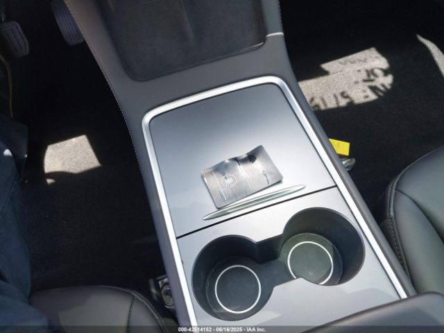 2023 TESLA MODEL 3 5YJ3E1EA6PF709680 Photo 10