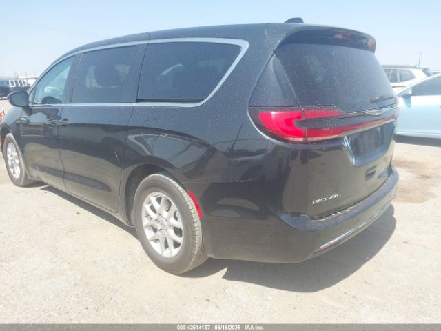 2023 CHRYSLER PACIFICA 2C4RC1BGXPR627545 Photo 2
