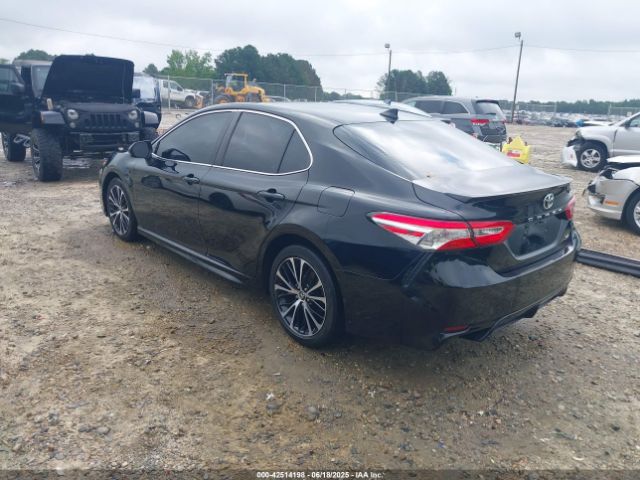 2020 TOYOTA CAMRY 4T1G11AKXLU916114 Photo 2
