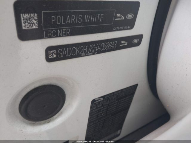 2017 JAGUAR F-PACE SADCK2BV6HA068843 Photo 8