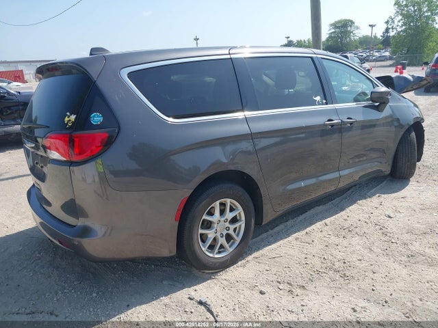 Chrysler Pacifica Touring 2017 2C4RC1DG8HR796784 Image 4