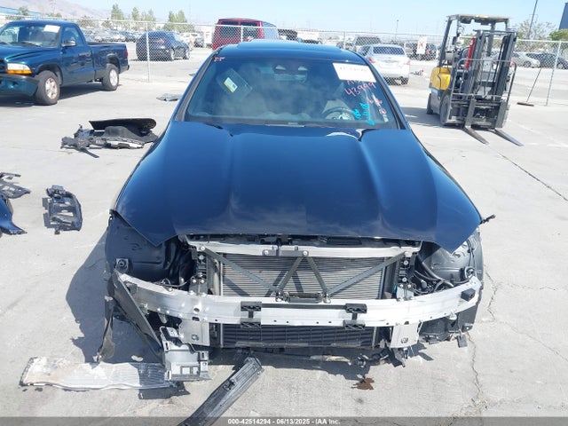 W1KAF8HB0RR159543 Mercedes-Benz m139