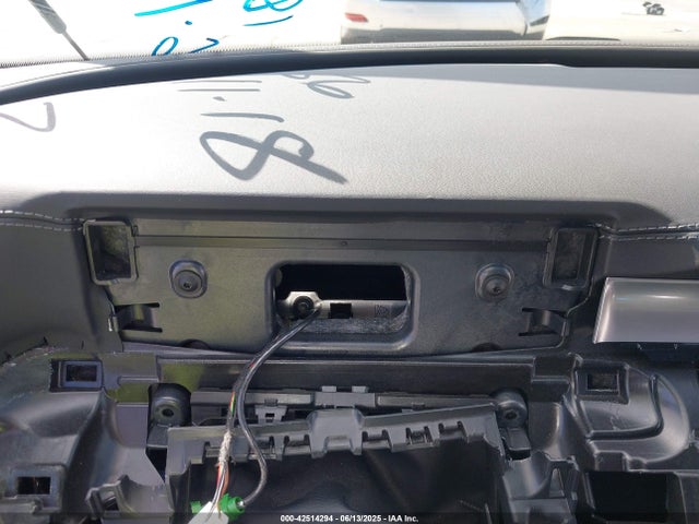 W1KAF8HB0RR159543 Mercedes-Benz m139
